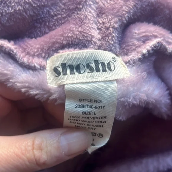 Shosho - Picture 5 of 5